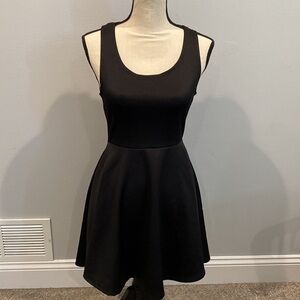 Popular Basics Solid Black Semi-Open Back Dress - Size Large